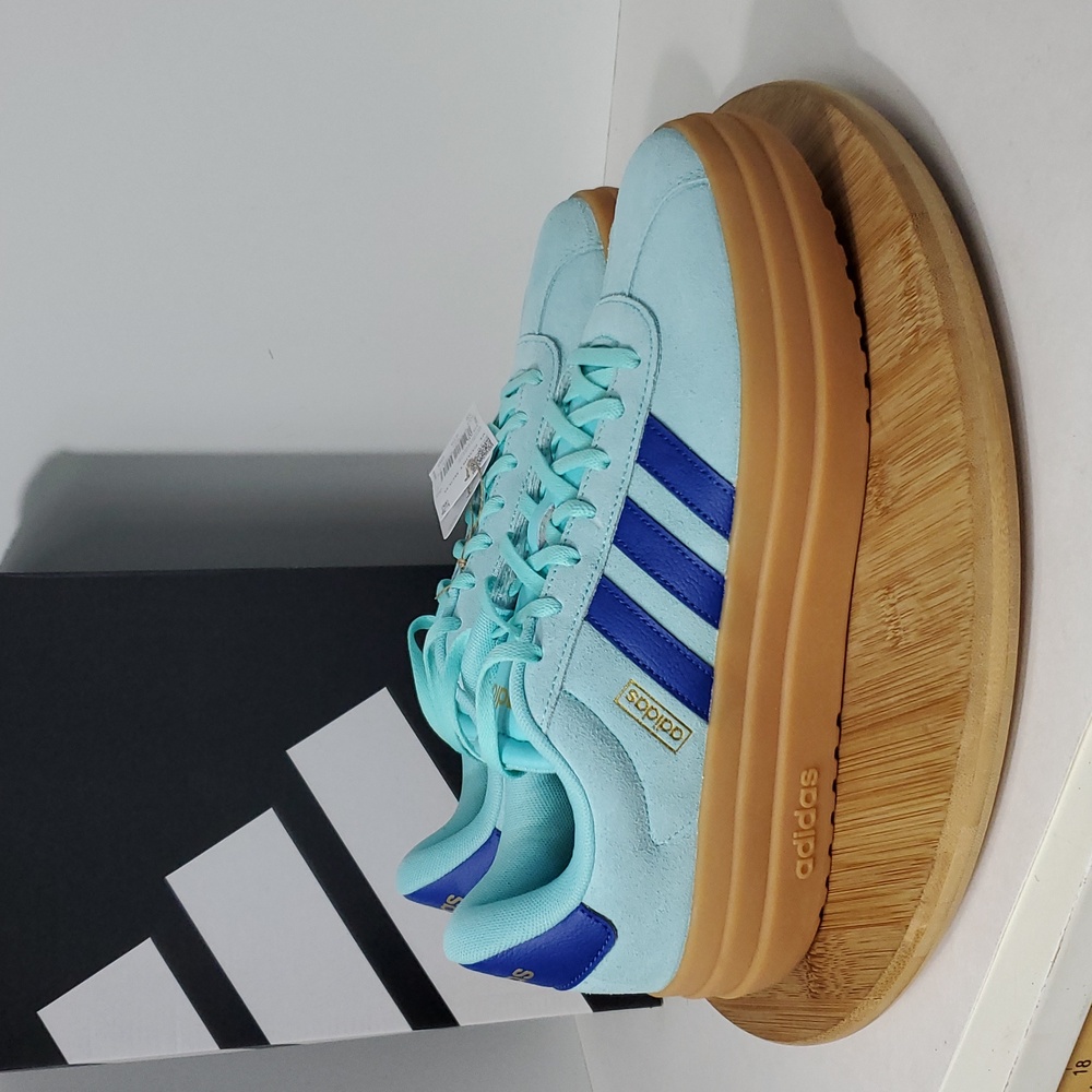 Adidas VL Court Bold Aqua Blue Stripes Suede Skateboarding Sneakers W 6 NWT